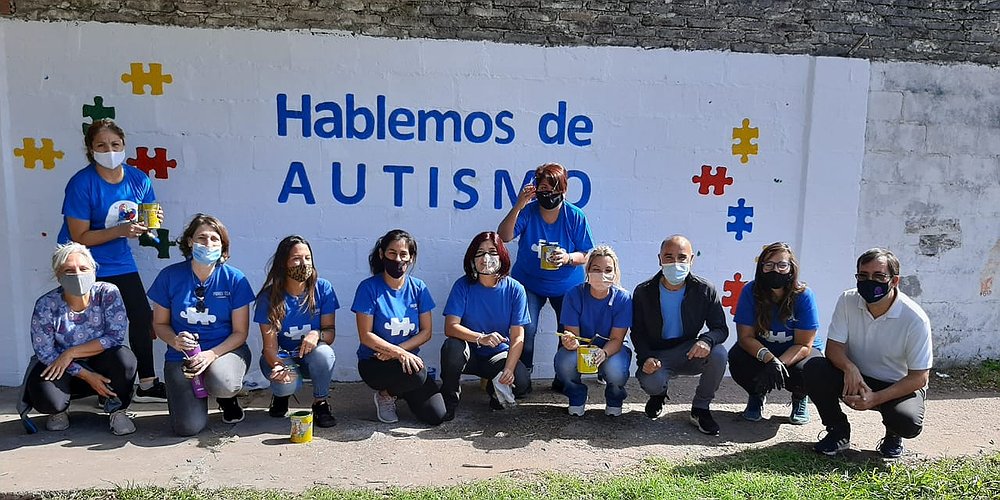 Con la realización de un mural se conmemoró el Día Mundial de la concientización sobre el Autismo
